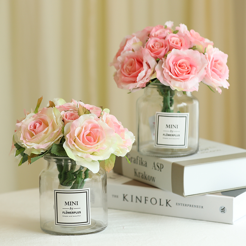 Nine-head rose to embelicate bouquet of bouquet of bouquet of flowers and flowers bouquet indoor living room for decoration rose-flower table floral