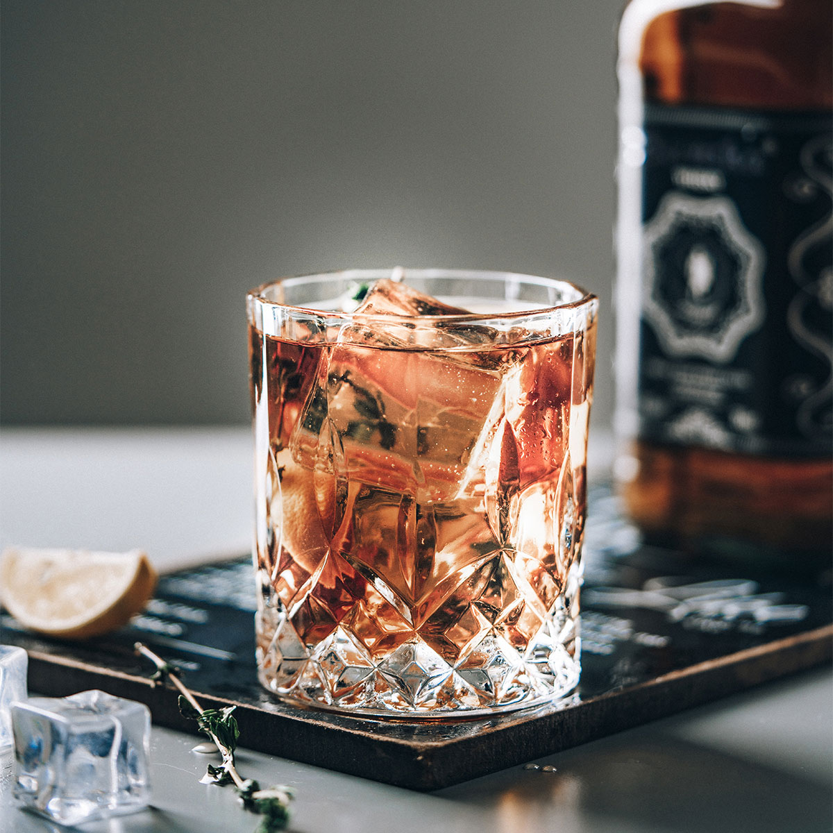 Cliton whiskey glass European-style carved crystal glass foreign wine glass household water glass beer glass cup set