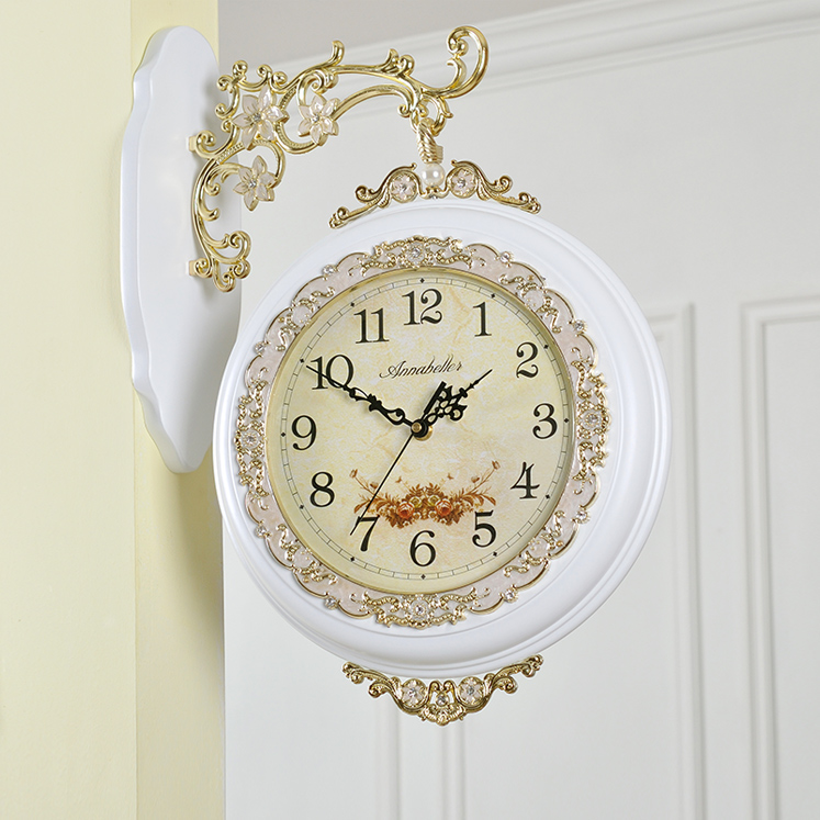 European style light luxury doublesided wall clock Living room mute