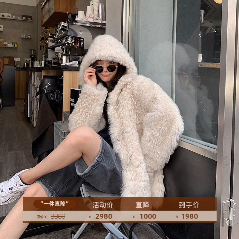 Pay Wise NNorwegian Bear Import Canine Fur Integrated Jacket Woman Cap Lamb Fur Fur Coat Winter