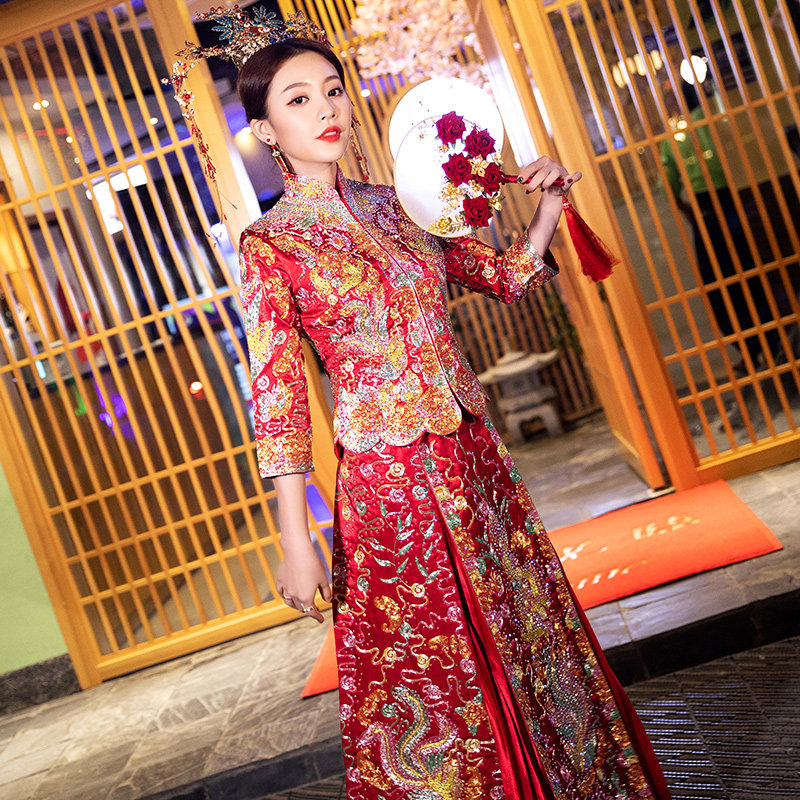 Xiuhe clothing bride 2020 new Chinese style Xiuhe Chinese wedding dress plate gold embroidered show kimono dragon and phoenix hanging girl