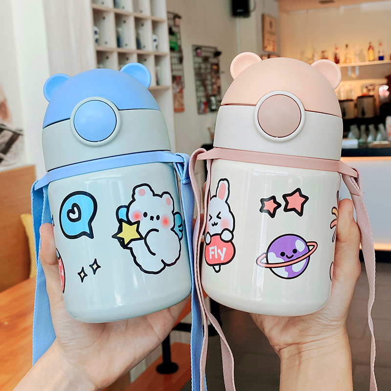 Children's insulated cup female students portable straw water glasses for school special kindergarten cups cute large capacity kettle