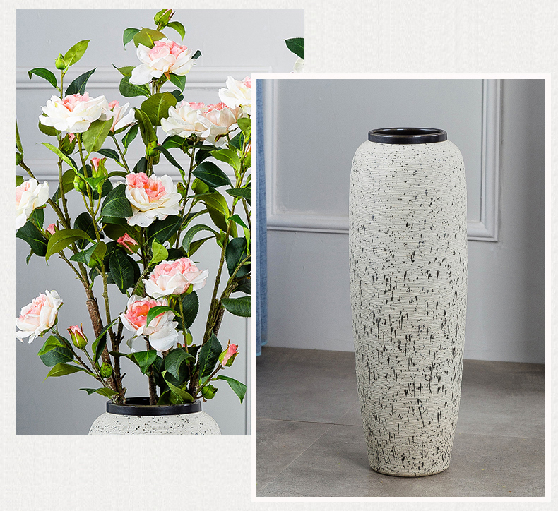 Landing a large ceramic vases, dried flower adornment place to live in the sitting room porch I and contracted Europe type creative flower arrangement