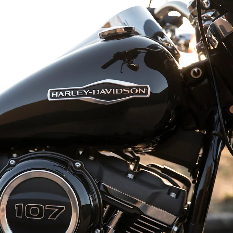 Harley davidson sport. Брызговик Harley Sport Glide. HD Sport Glide дуги. Внутренний сумки для Harley Davidson Sport Glide FLSB. Harley-Davidson Sport Glide характеристики.