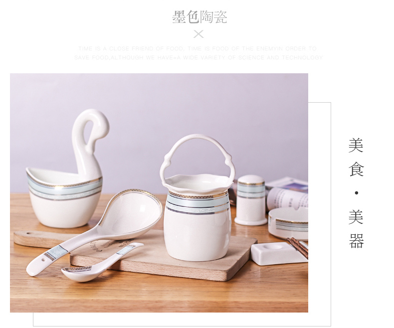 Jingdezhen ceramic spoon, spoon, chopsticks rack ashtray toothpicks extinguishers household utensils ipads thin film jade the qing porcelain spoon