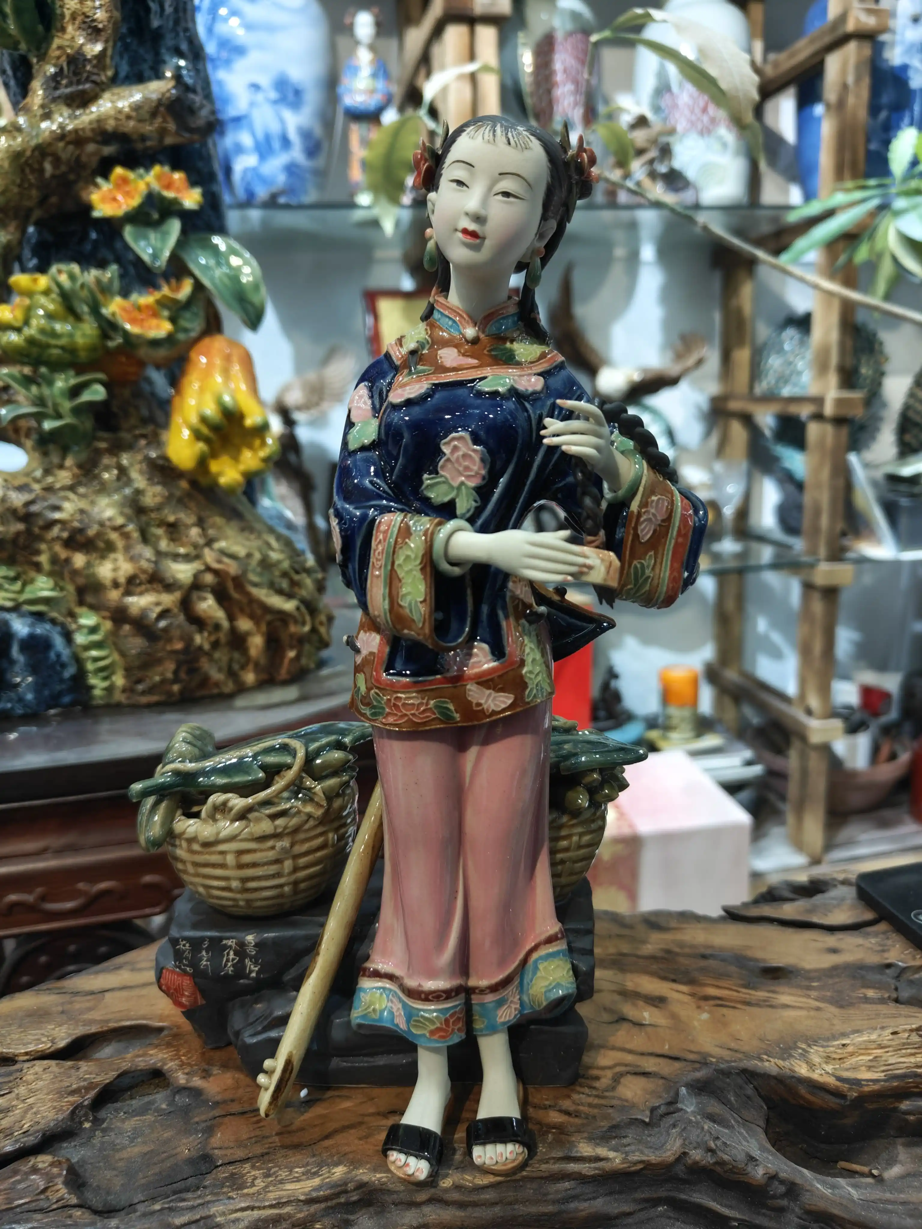 林伟东大师石湾陶瓷公仔仕女手工摆件店铺开业绝版收藏品礼品中式