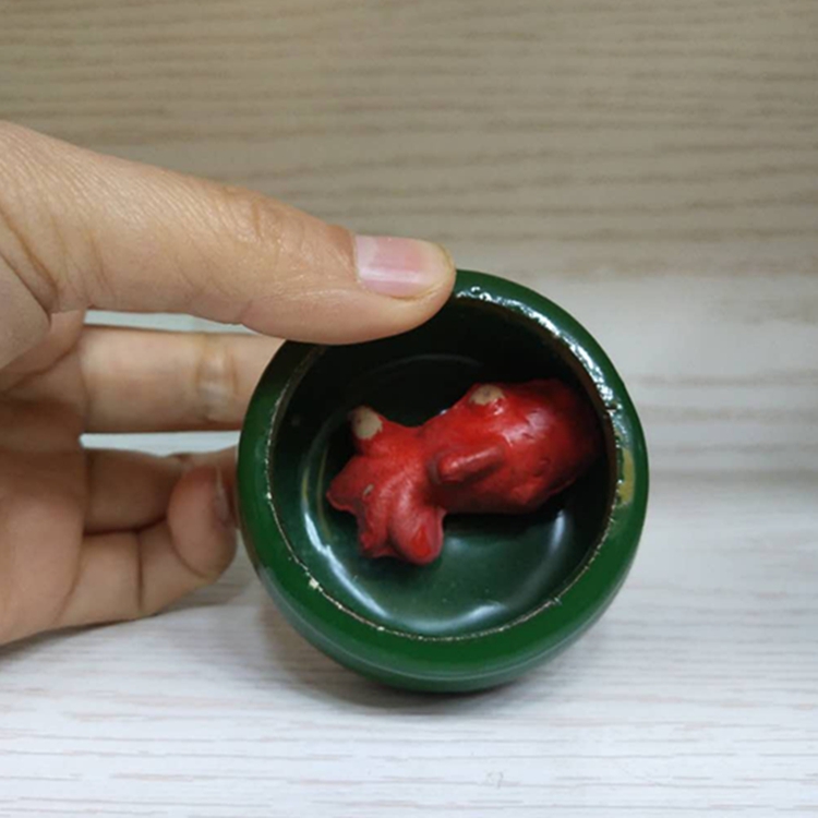 Ceramic fish tank with burial burial pendulum piece allegory years more than one of the four treasures of the Gospel