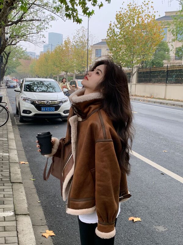 Sheepskin Shearling Coat for Women, Suede Retro Biker Jacket, Fur Short Shearling Coat for Winter