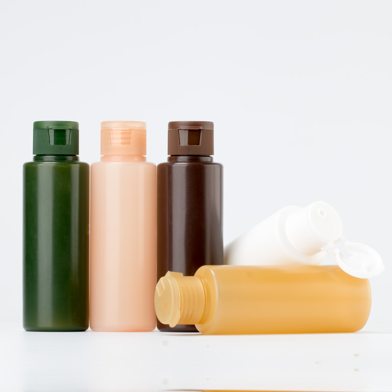 Cosmetics packaging bottle Travel skincare sample squeeze shampoo lotion bath with water filled bottle small bottle