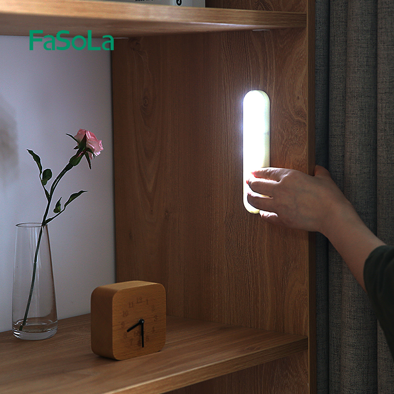Japan push cabinet light led cabinet bottom light Wardrobe light Induction light Wireless cordless night light Night bedside light