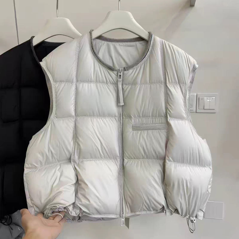 Women's Short down Cotton Vest, Stylish and Loose-Fitting, Warm for Winter 2026, Suitable for Petite Sizes Women's Short down Cotton Vest, Stylish and Loose-Fitting, Warm for Winter 2026, Suitable for Petite Sizes