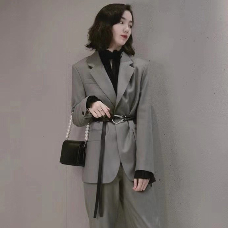 2022 Early spring High Sensation Fried Street Professional Suit Jacket Woman Design Sensation with a small crowd temperament Korean version Inren Wind Western-style clothes