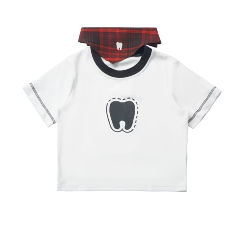 Готов к отправке [Тайный остров сказок] Цветочные кюлоты, зубчатые футболки, повседневные 𫔮костюмы для черно-белых пар