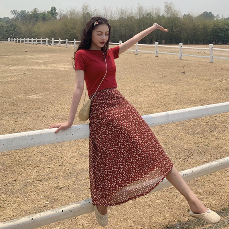 2022 Salt can be sweet and savor with a light and gentle breeze and a gentle and gentle breeze with a two-piece suit of women's summer