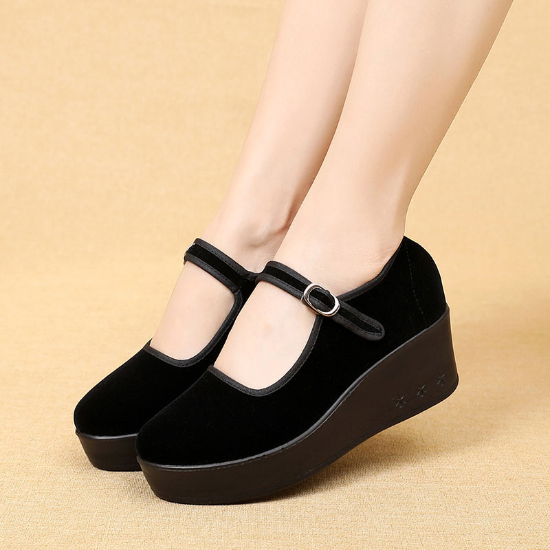 Old Beijing area cloth shoes women's work soft bottom thick bottom spring and autumn single shoes fashion black heightening mother shoes one word buckle