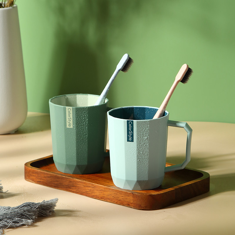 Toilet cup household student dorm brush tooth cup cup cosmetic costume children's mouthwash cup suit
