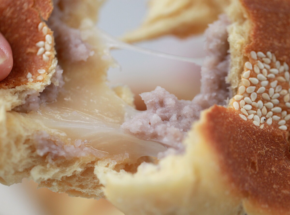 Day-style hemp with red beans roasted taro with salt to bake full 100 of bread