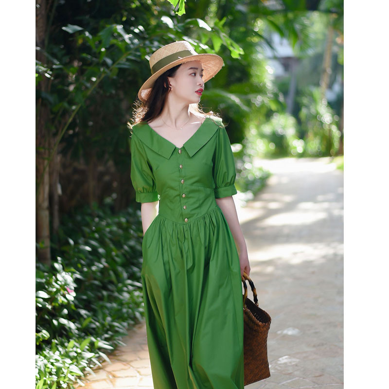 Plus Size Women's Clothing 2026 Summer High-End Green Dress for Slightly Chubby Women, French Elegant Style, Covers the Body and Makes You Look Slimmer, Knee-Length Dress