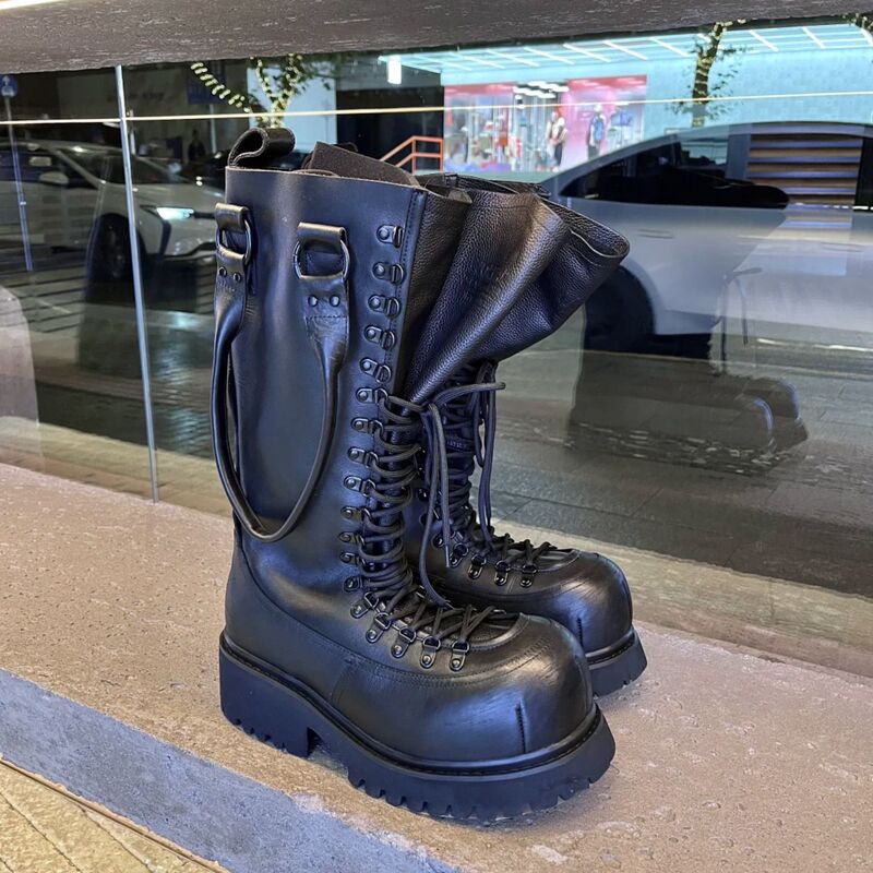 Hand-Held Boots for Men and Women, Couple Boots, Super Cool Big-Toe Boots, Lace-Up Martin Boots, Height-Increasing Work Boots, Dark Combat Boots
