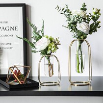 The flowers on the Net Red dining table and the refrigerator are decorated with decorative flowers. Creative bionic flowers.