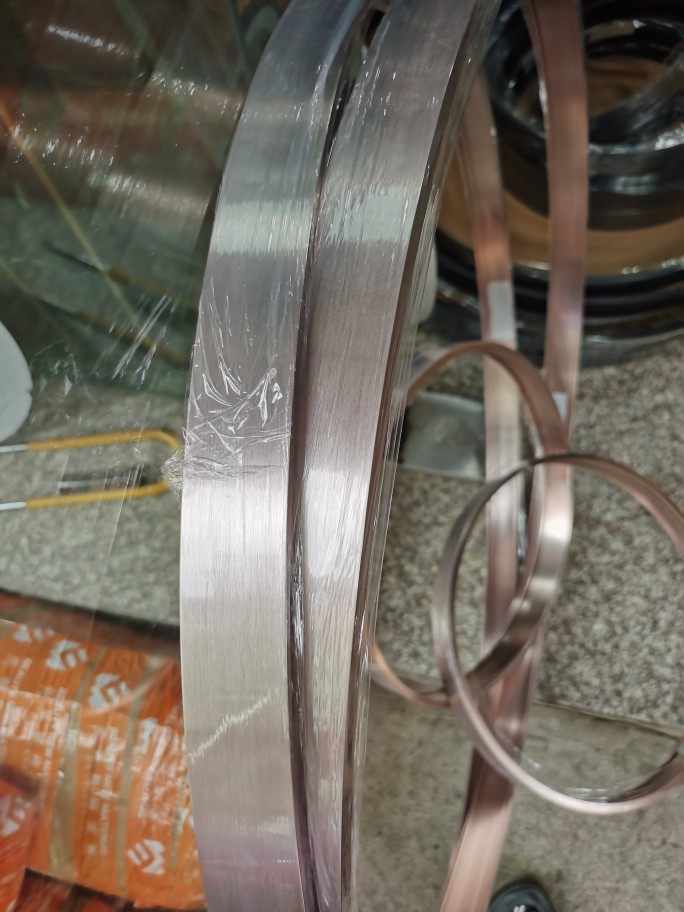 Aluminum alloy round frame rose gold brushed round mirror frame bathroom round photo frame decorative painting profile line customization