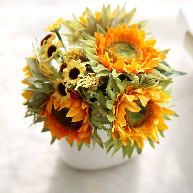 Emulated flower sunflower handzal to decorate the bouquet Flowers Sunflower Hichijijia Wedding Celebration Silk Flower Home Decoration Arrangement Flower Arrangement Flower Arrangement