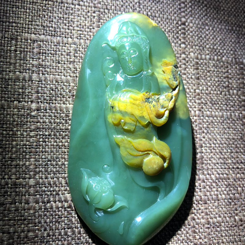 Natural mountain rock jade pendant analysis wood river grinding jade raw with leather stone seed stock Guanyin Bodhisattva pendant