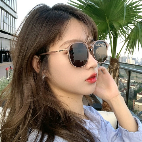 Коричневые солнцезащитные очки для женщин с высококачественными солнцезащитными очками для женщин квадратной и круглой лице