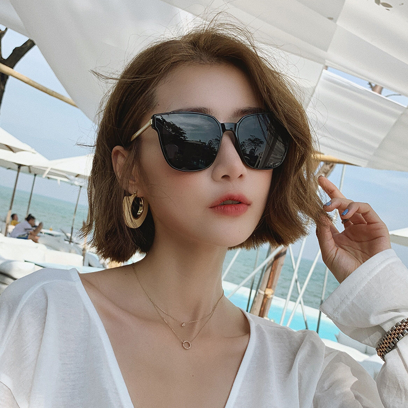 2021 new polarized sunglasses fashion women's beach tennis red street flavored sunglasses round face Korean version tide woman