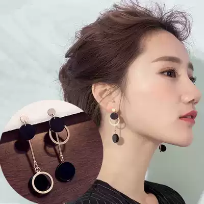 Sister beach good-looking circle zircon sexy suitable accessories Japanese and Korean round short hair earrings temperament Korean personality