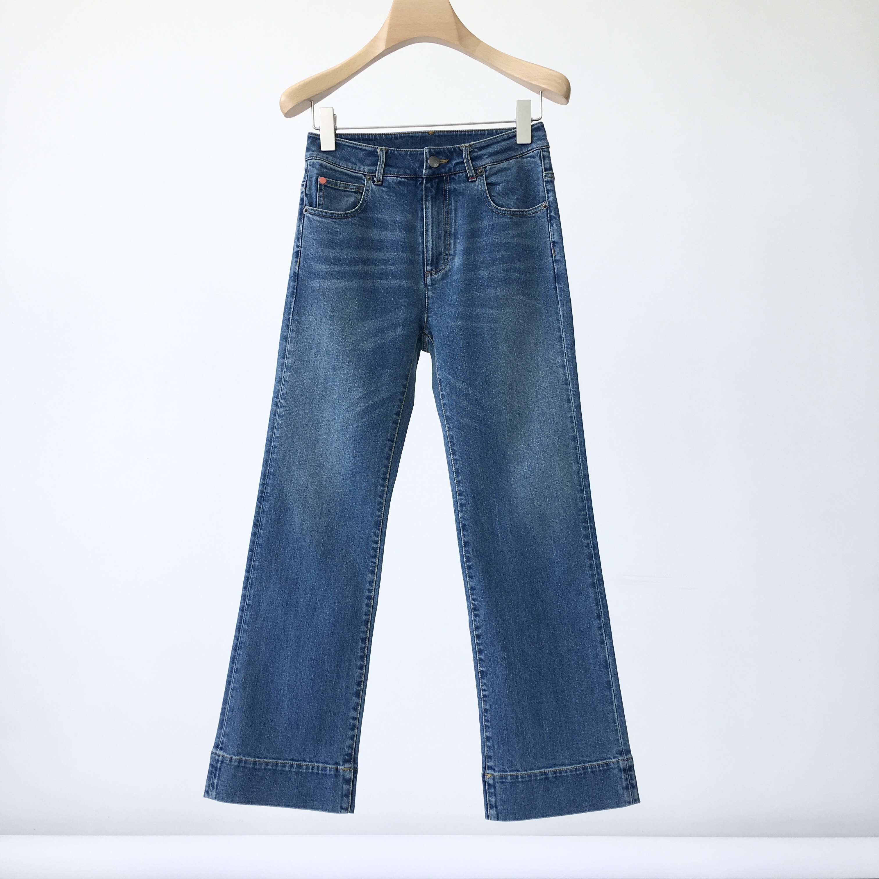 Italian m home stonewashed straight leg bootcut jeans v