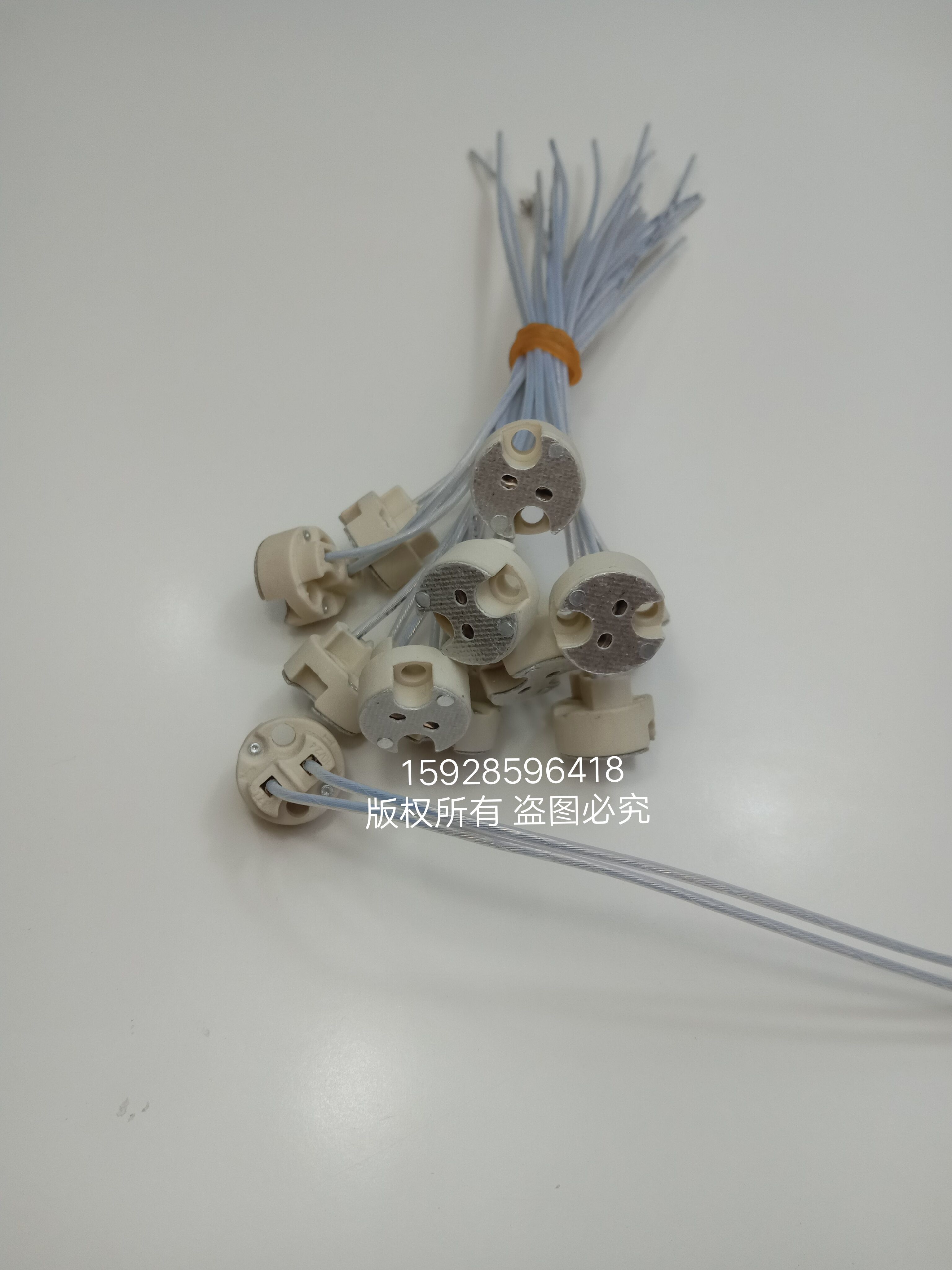 进口VS327 G4/G5.3/G6.35显微镜无影灯耐高温陶瓷灯座与324通用