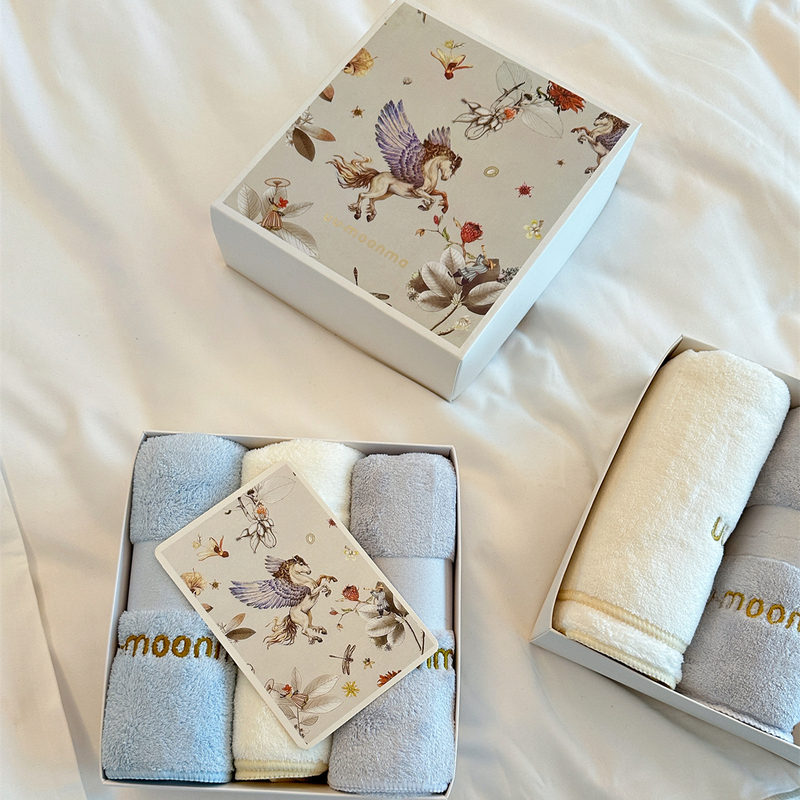 German Dream Horse! Now on Clearance for 24.9! High-Quality, Gift-Boxed! Coral Fleece Towel, Face Towel, Small Square Towel Set