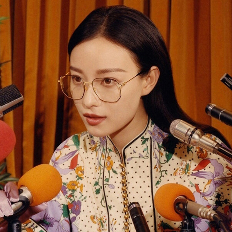 Ni Ni co-star tennis red anti-blue light radiation large frame display face small vegan gold silk-eyed mirror frame flat light female