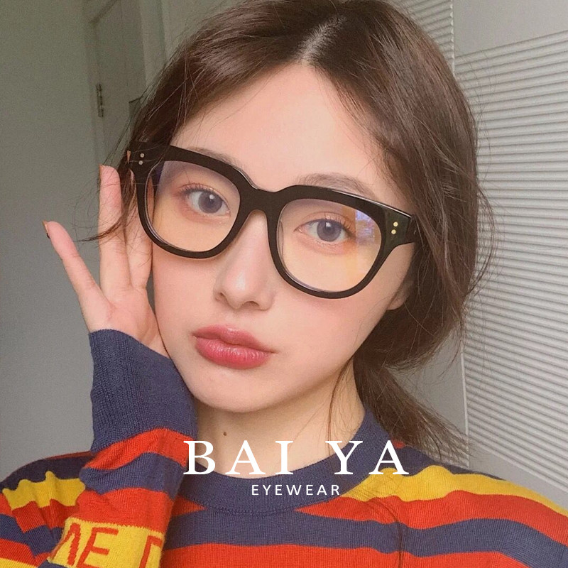 Black frame eyeglass frame female GM with the same net red Sydney with the same makeup anti-blue light flat eye protection myopia eyeglass frame male
