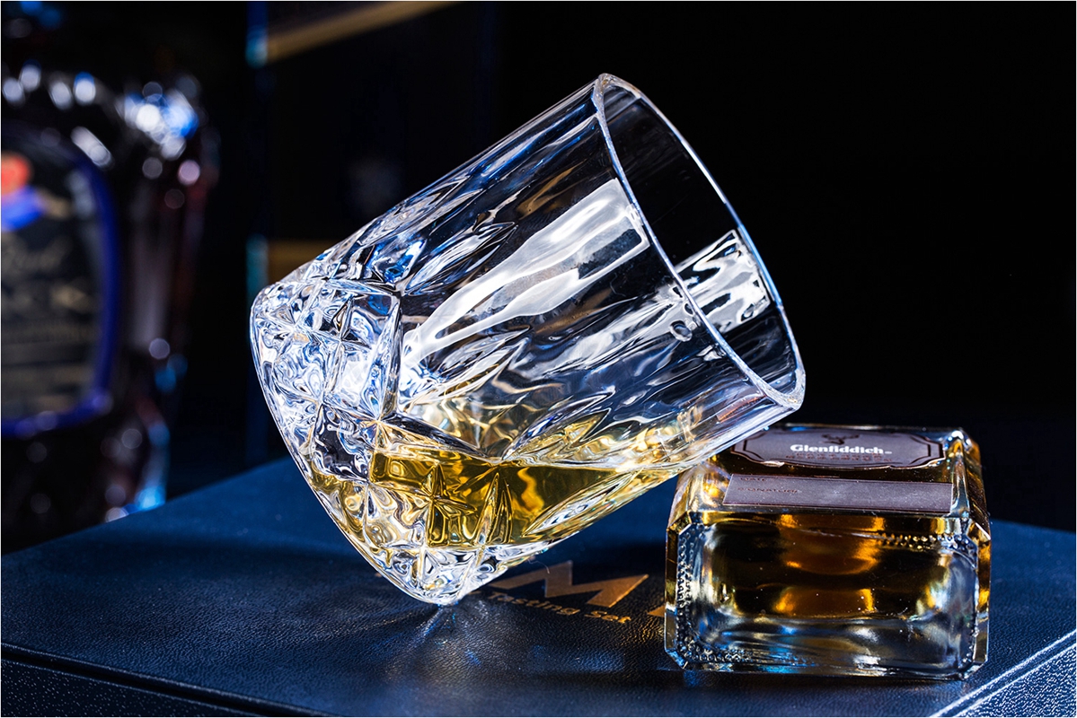 瑞典进口Orrefors 水晶玻璃杯NOBEL诺贝尔烈酒杯一口杯创意白酒杯_设计素材库免费下载-美间设计