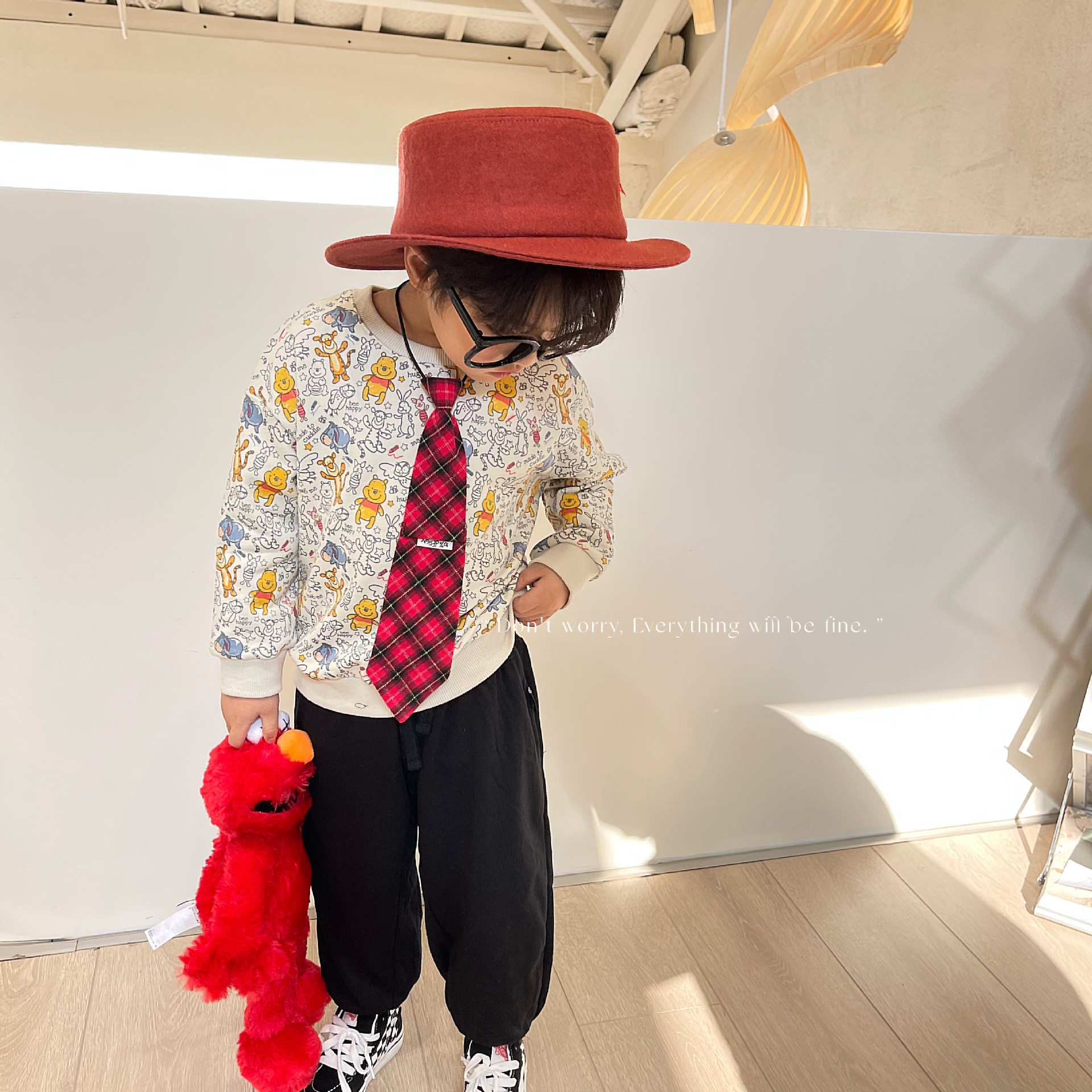 Boys wear female baby jacket Han Edition of children in 2022 new Yang Pi cartoon children tide tops