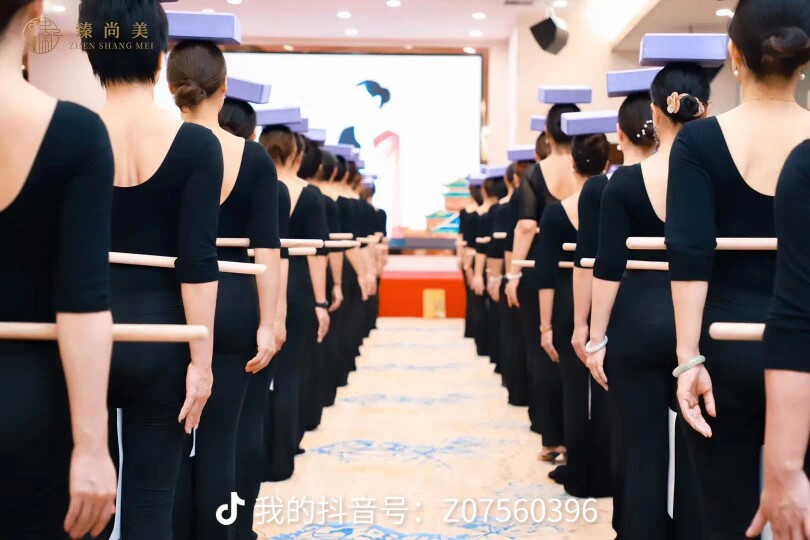 鑫海舞蹈用品店