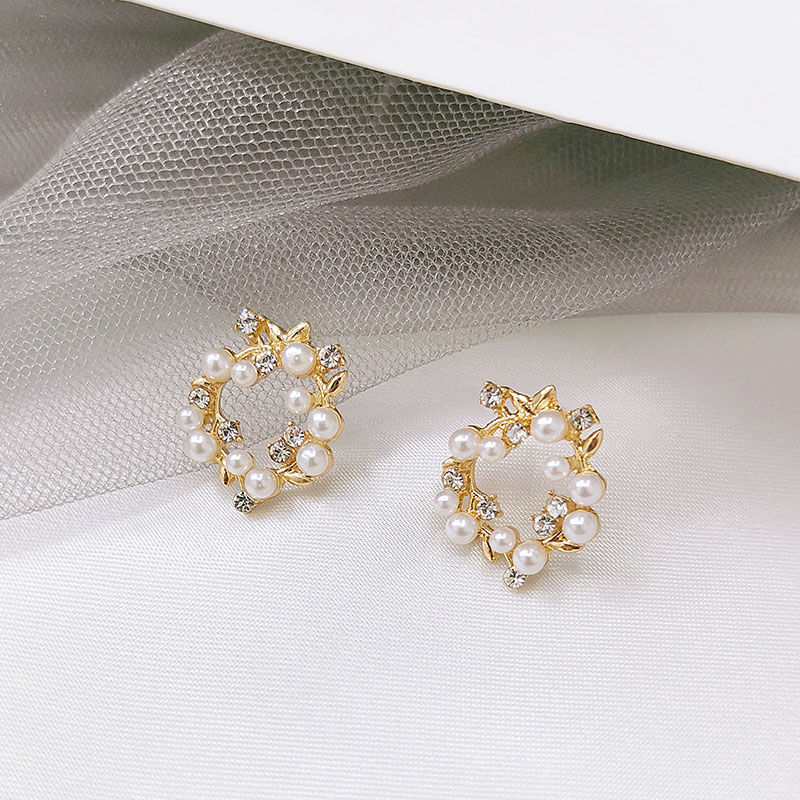 925 silver needle small fresh flower ring ear pin female Korean temperament brief pearl earrings personality super fairy 100 hitch