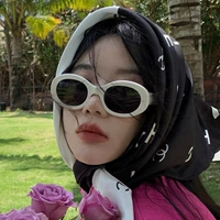 Белая рама черная серая пленка