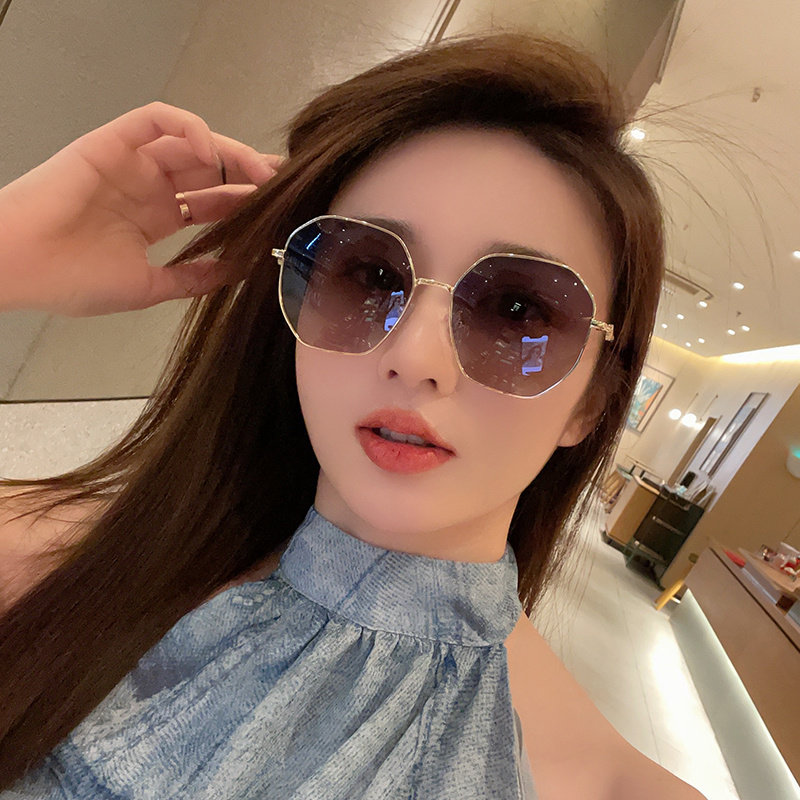 2025 New Style Sunglasses for Women, Summer High-End Polarized Sun Protection Uv Protection Sunglasses with Prescription for Nearsightedness