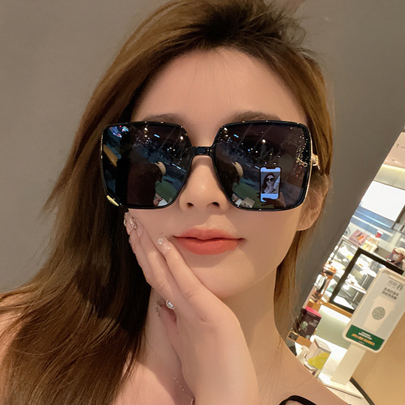 Sunglasses 2025 New Trendy Women's Large Face Slimming Anti-Uv Strong Light Polarized Sunglasses Summer Sun Protection