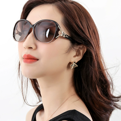 Брендовые солнцезащитные очки на солнечной энергии, изысканный стиль, защита от ультрафиолета, в корейском стиле