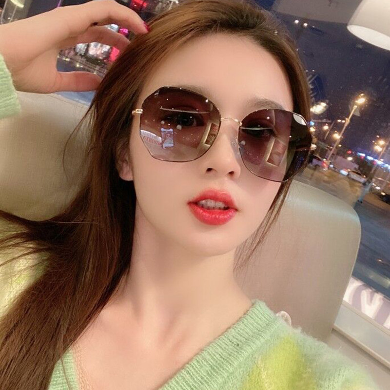 Sunglasses women's anti-UV2022 new tide polarized sunglasses summer seaside big face sunscreen glasses myopia