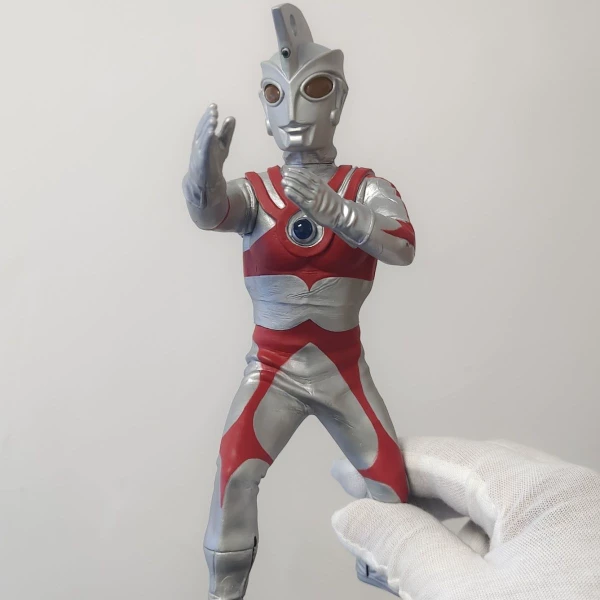 Ace первого поколения Ultraseven светится, Jack Zoffi семерых братьев Tyroseven игрушечная детская модель