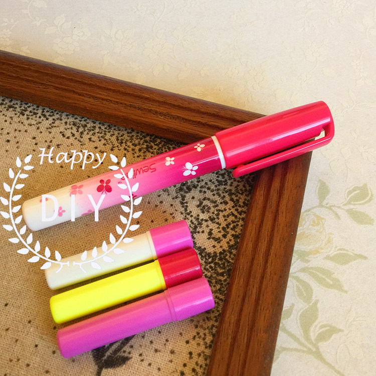 Lipstick glue for butterfly sewline cloth imported from Japan to replace the rubber core (lipstick glue for cloth) temporary fixation