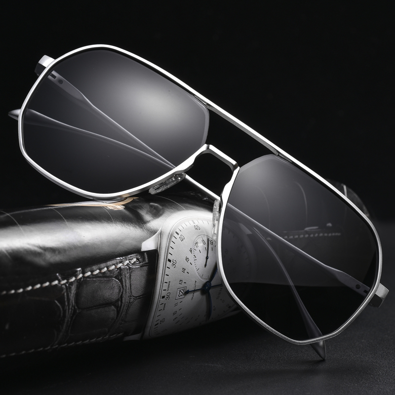 German HD sunglasses Men's polarizer day and night dual-use driving driver special sunglasses Men's fashion glasses