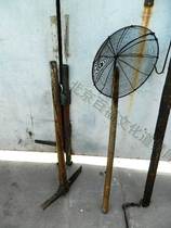 Memories] Old objects old rake wood rake wood pickaxe head old flattened agricultural tools old goods old goods out