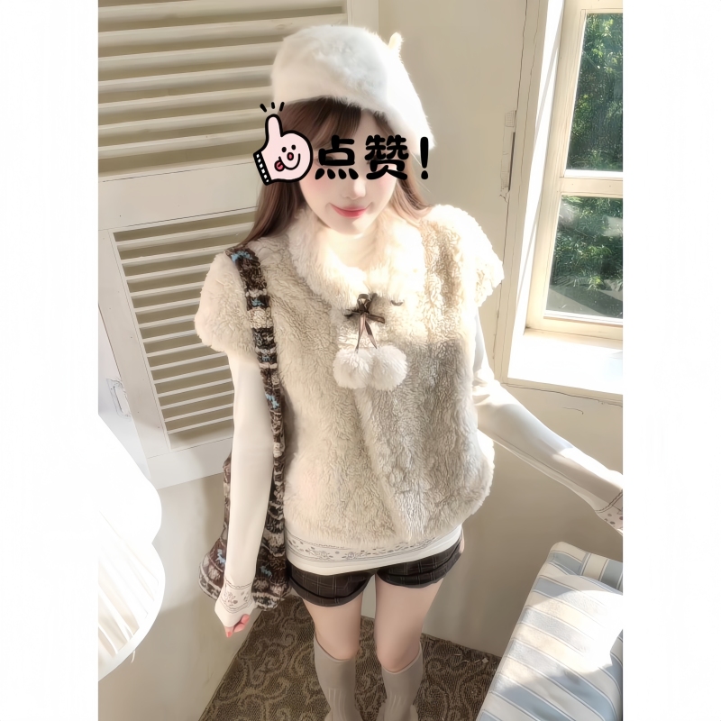 Original Design Slimming Fashionable Versatile Winter Faux Fur Coat for Women Cute Fur Ball Vest Fluffy Vest