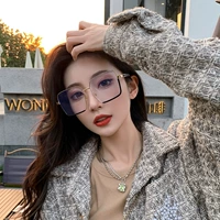 Прозрачная рама черного золота